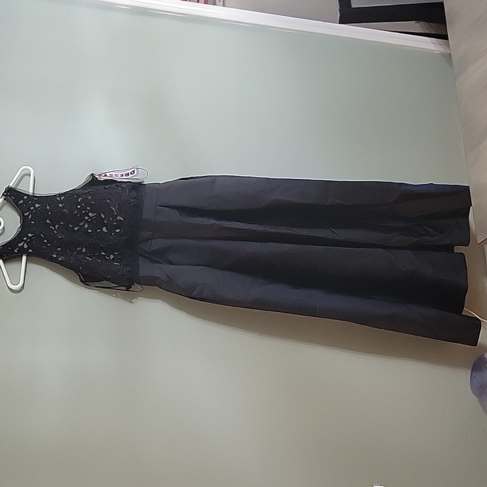Black prom dress. Size 14. NWT